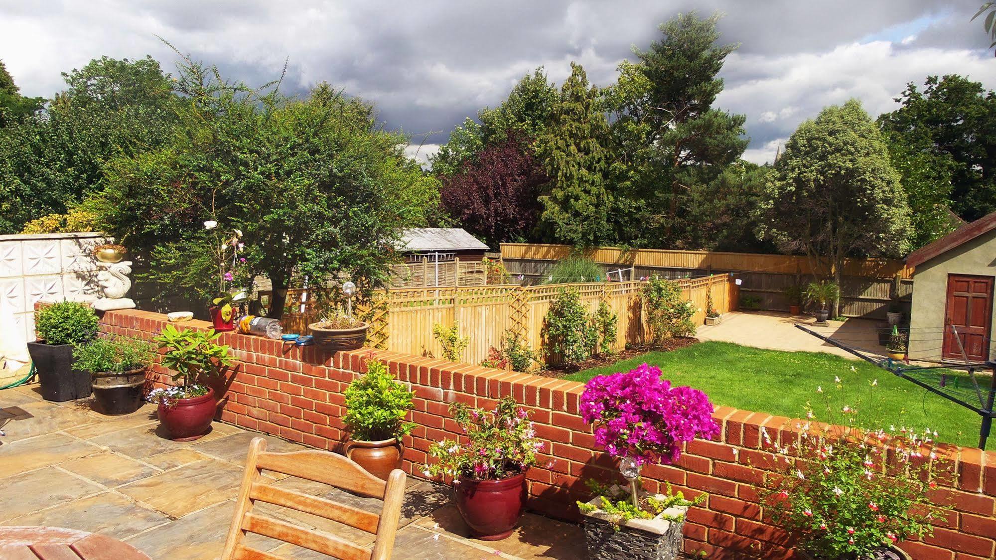 Bay Tree House Bed & Breakfast Barnet Exterior photo