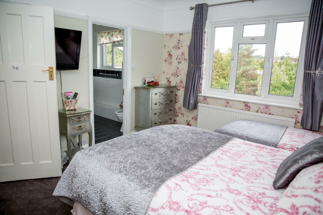Bay Tree House Bed & Breakfast Barnet Exterior photo